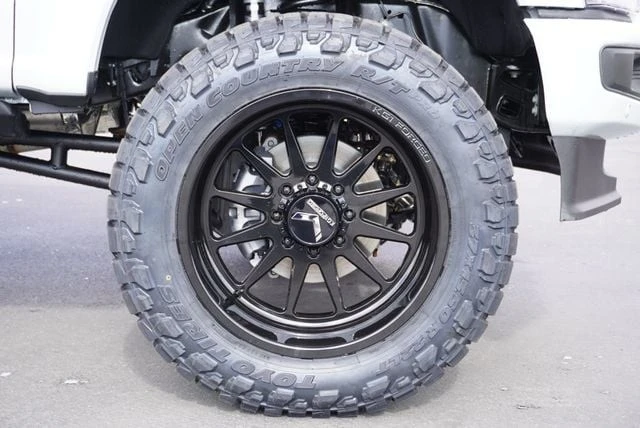 2026 Ford Super Duty 5th Gen - Image 18 of 21