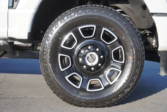 2026 Ford Super Duty 5th Gen - Image 18 of 21