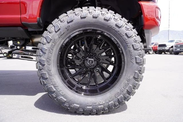 2026 Ford Super Duty 5th Gen - Image 14 of 31