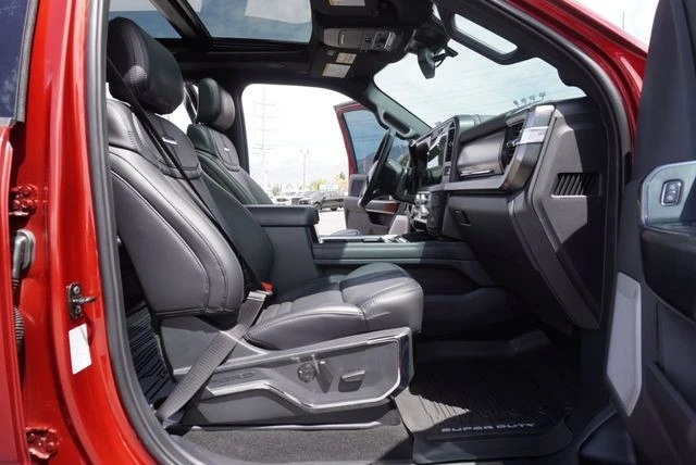 2026 Ford Super Duty 5th Gen - Image 25 of 31