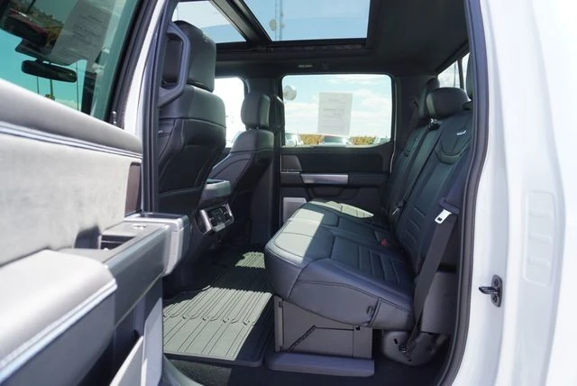 2026 Ford Super Duty 5th Gen - Image 25 of 31