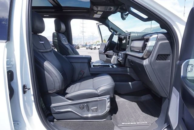 2026 Ford Super Duty 5th Gen - Image 27 of 31