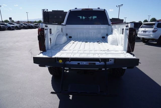 2026 Ford Super Duty 5th Gen - Image 12 of 31