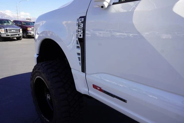 2026 Ford Super Duty 5th Gen - Image 22 of 31
