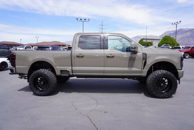 2026 Ford Super Duty 5th Gen - Image 13 of 31