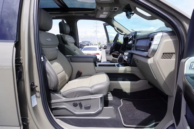 2026 Ford Super Duty 5th Gen - Image 23 of 31