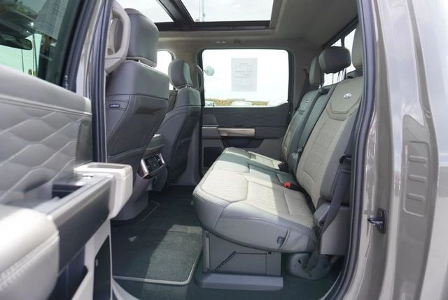 2026 Ford Super Duty 5th Gen - Image 21 of 31