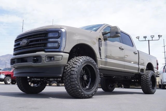 2026 Ford Super Duty 5th Gen - Image 6 of 31