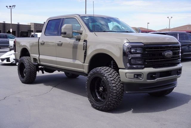 2026 Ford Super Duty 5th Gen - Image 14 of 31