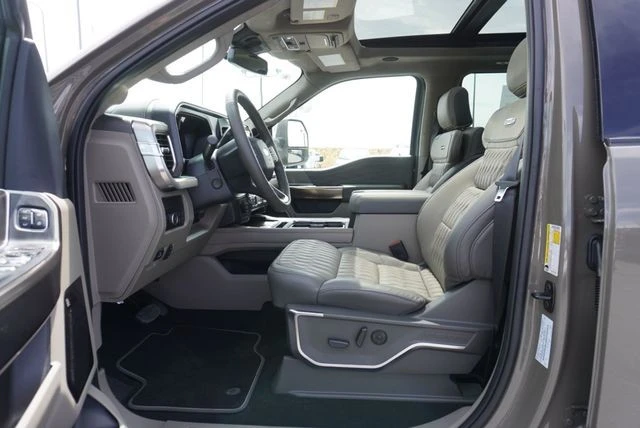 2026 Ford Super Duty 5th Gen - Image 20 of 31