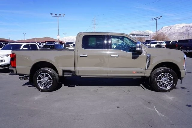 2026 Ford Super Duty 5th Gen - Image 16 of 21
