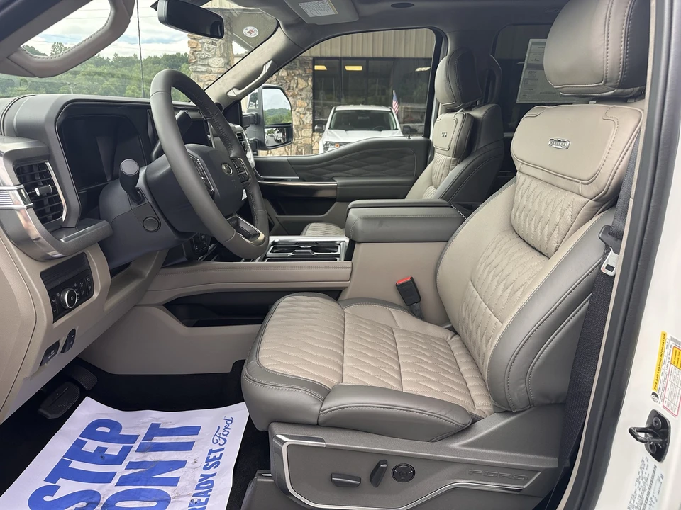 2026 Ford Super Duty 5th Gen - Image 11 of 31