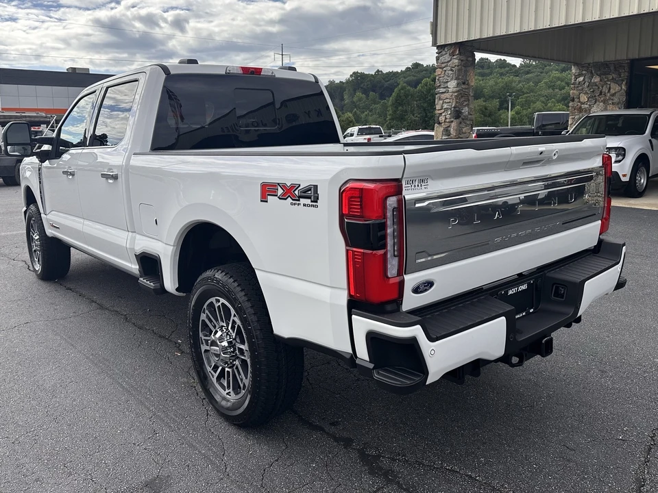 2026 Ford Super Duty 5th Gen - Image 8 of 31