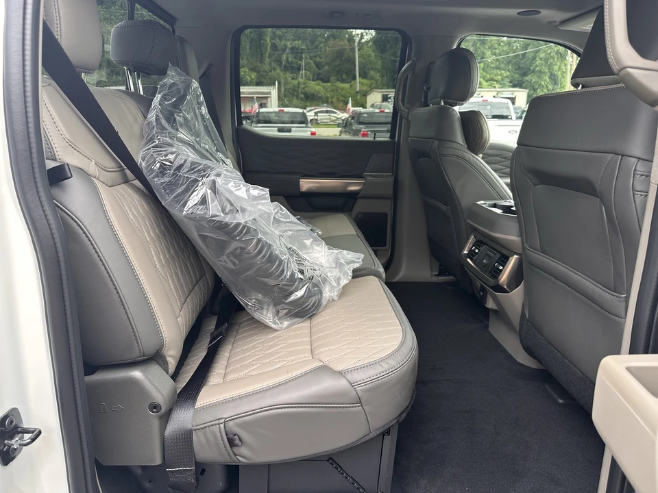 2026 Ford Super Duty 5th Gen - Image 19 of 31