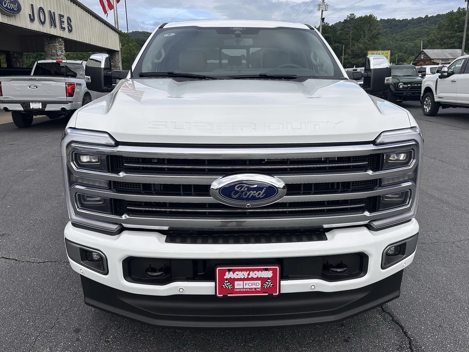 2026 Ford Super Duty 5th Gen - Image 3 of 31