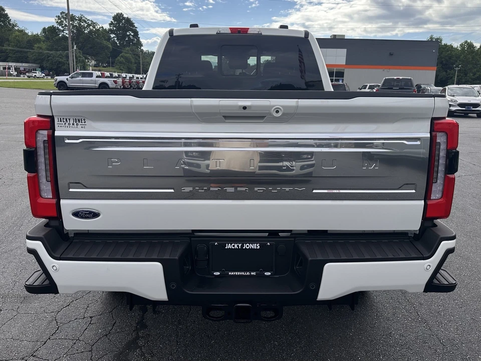2026 Ford Super Duty 5th Gen - Image 7 of 31