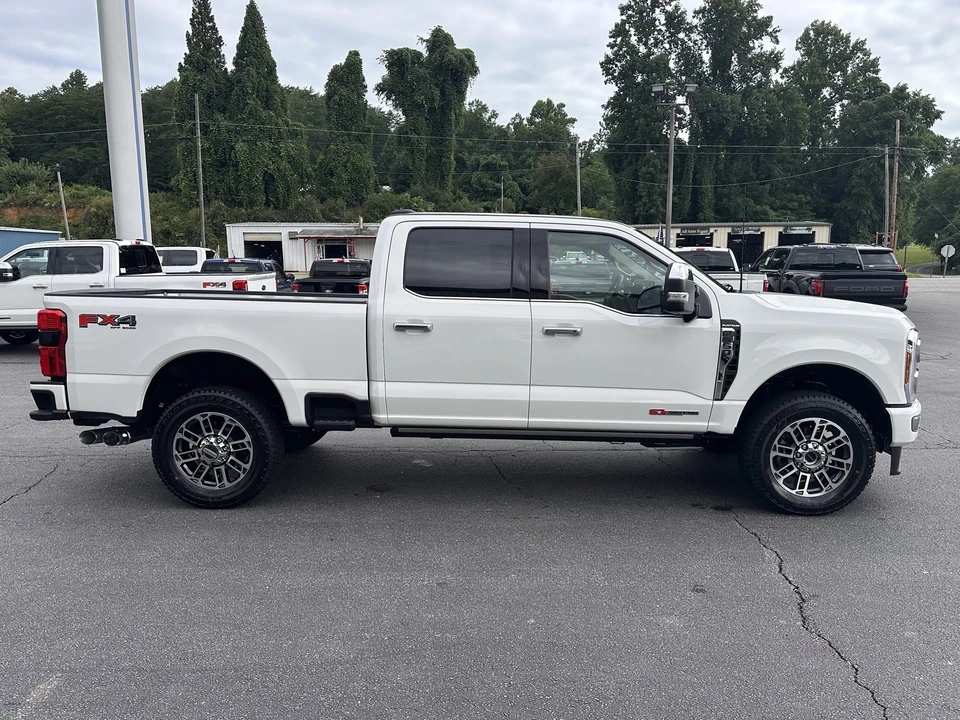 2026 Ford Super Duty 5th Gen - Image 5 of 31