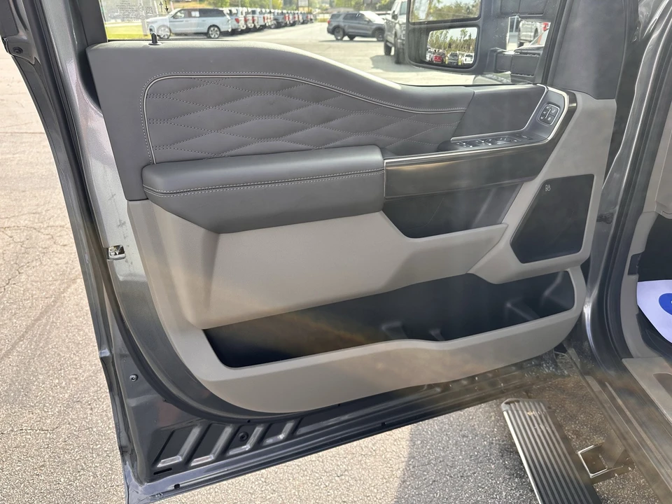 2026 Ford Super Duty 5th Gen - Image 10 of 31