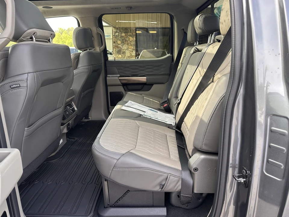 2026 Ford Super Duty 5th Gen - Image 14 of 31