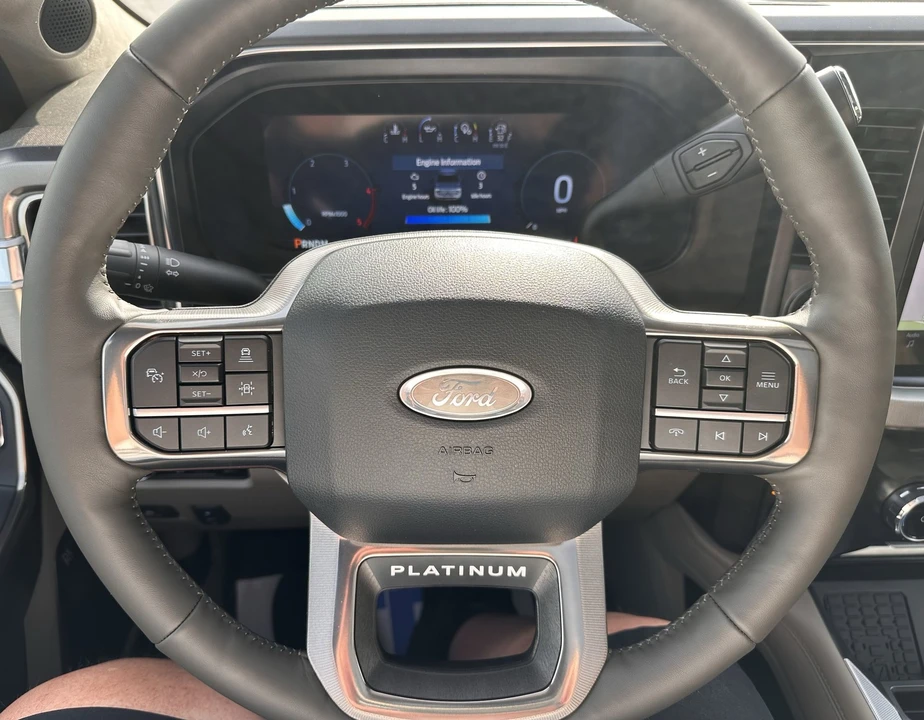 2026 Ford Super Duty 5th Gen - Image 24 of 31