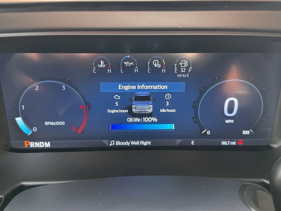 2026 Ford Super Duty 5th Gen - Image 27 of 31