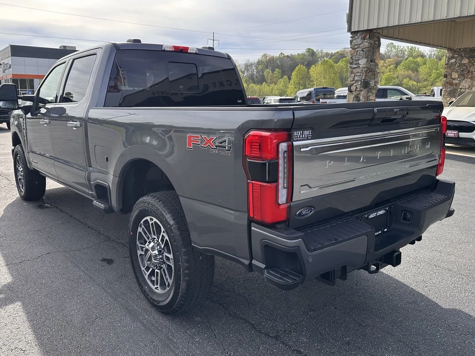 2026 Ford Super Duty 5th Gen - Image 8 of 31