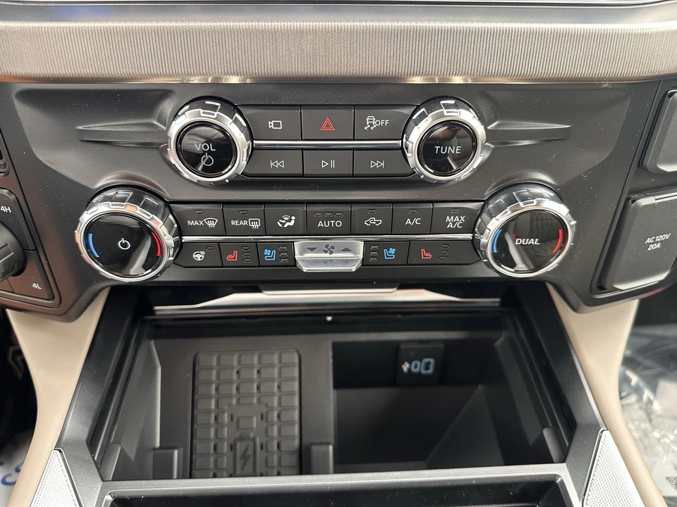 2026 Ford Super Duty 5th Gen - Image 30 of 31