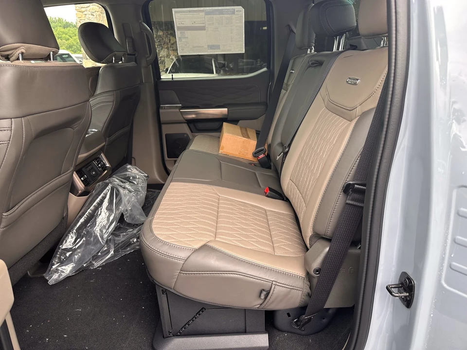 2026 Ford Super Duty 5th Gen - Image 14 of 31