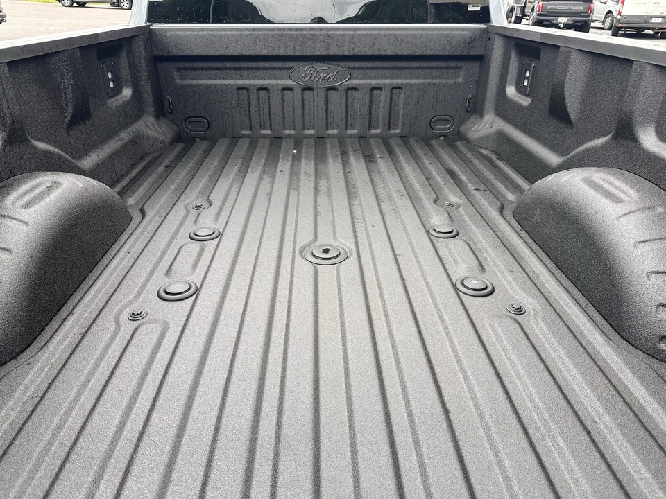 2026 Ford Super Duty 5th Gen - Image 9 of 31