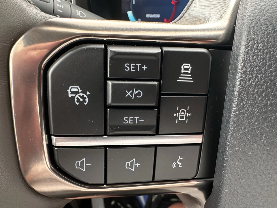 2026 Ford Super Duty 5th Gen - Image 24 of 31