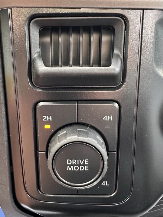 2026 Ford Super Duty 5th Gen - Image 17 of 26