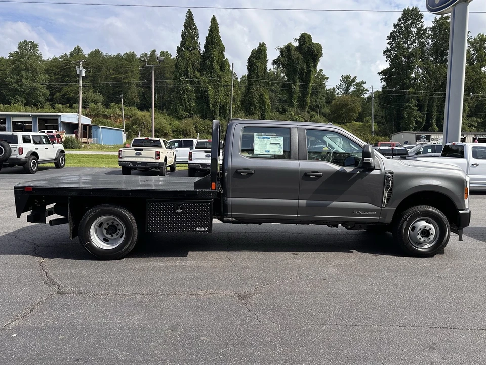 2026 Ford Super Duty 5th Gen - Image 5 of 26