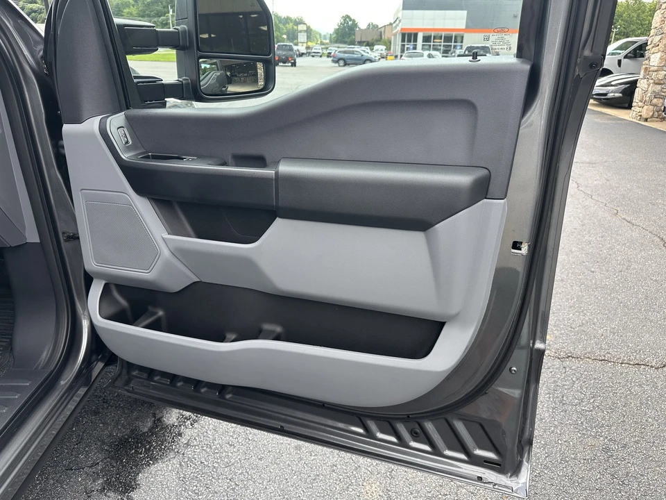 2026 Ford Super Duty 5th Gen - Image 11 of 26