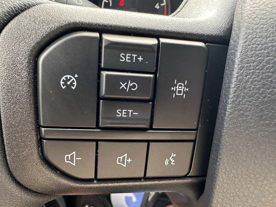 2026 Ford Super Duty 5th Gen - Image 19 of 26