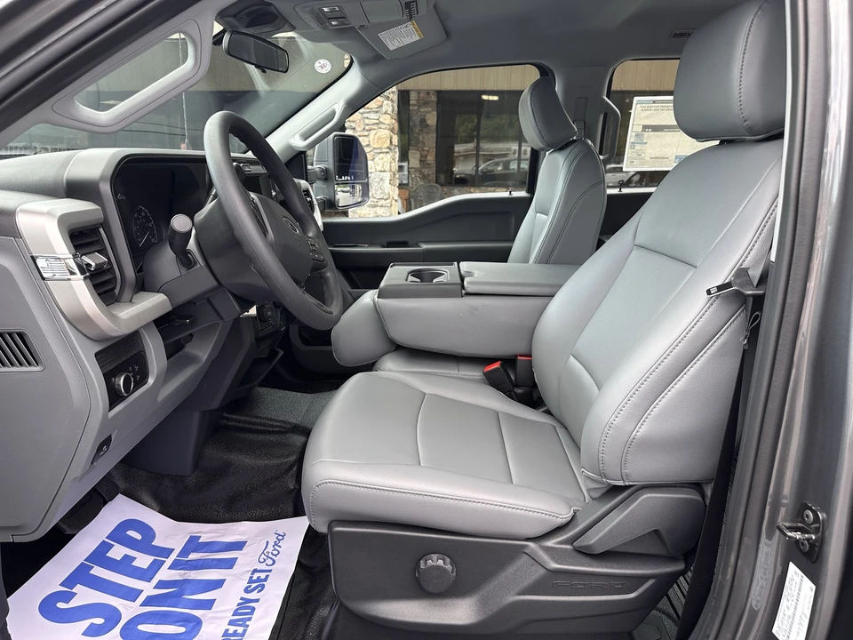 2026 Ford Super Duty 5th Gen - Image 8 of 26