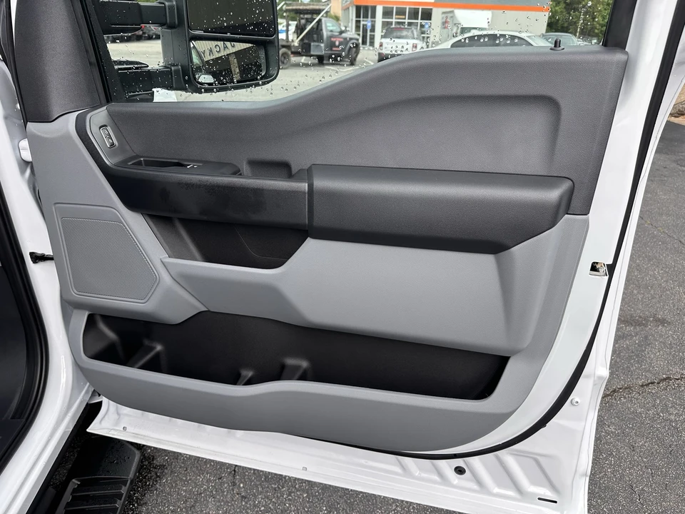 2026 Ford Super Duty 5th Gen - Image 11 of 26
