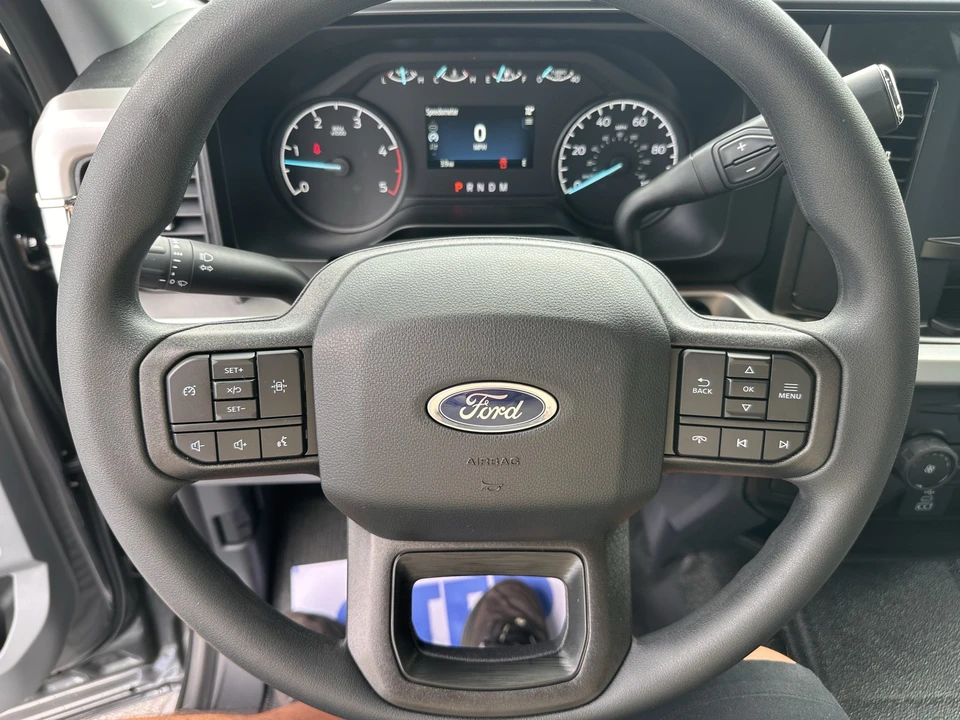 2026 Ford Super Duty 5th Gen - Image 18 of 26