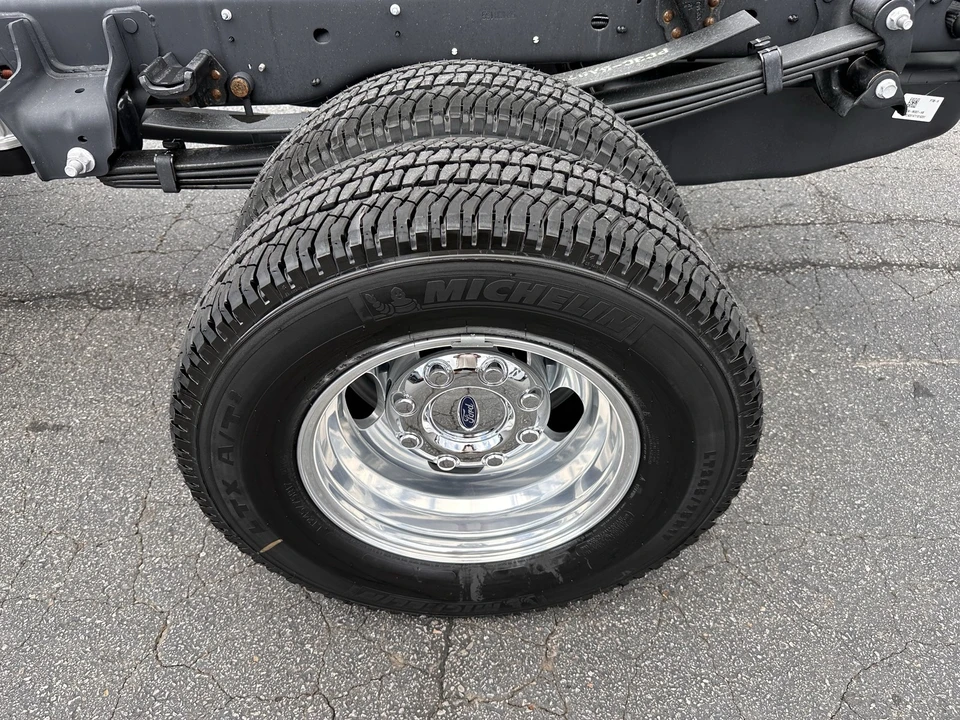 2026 Ford Super Duty 5th Gen - Image 25 of 26
