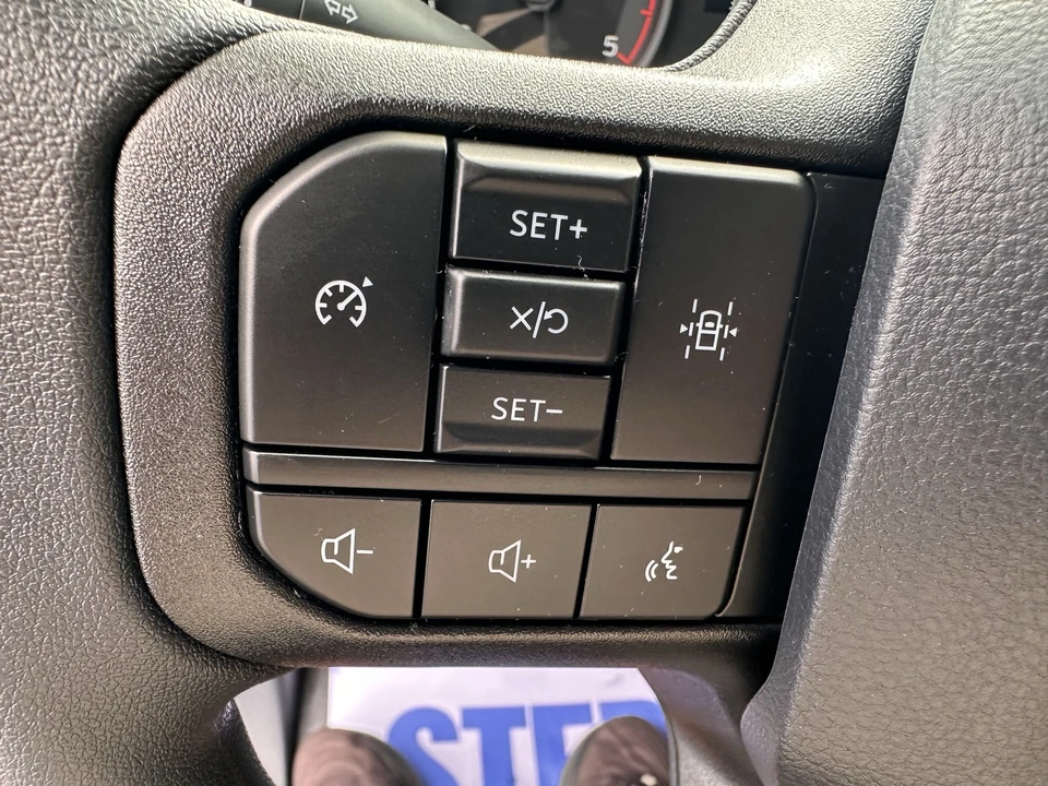 2026 Ford Super Duty 5th Gen - Image 19 of 26