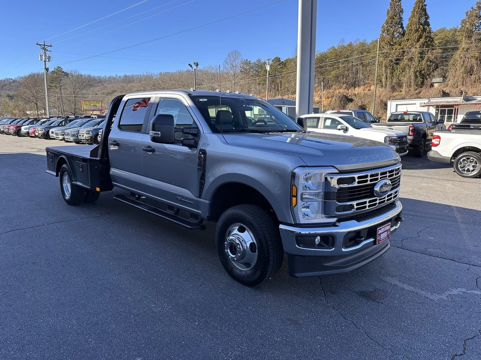 2026 Ford Super Duty 5th Gen - Image 4 of 21