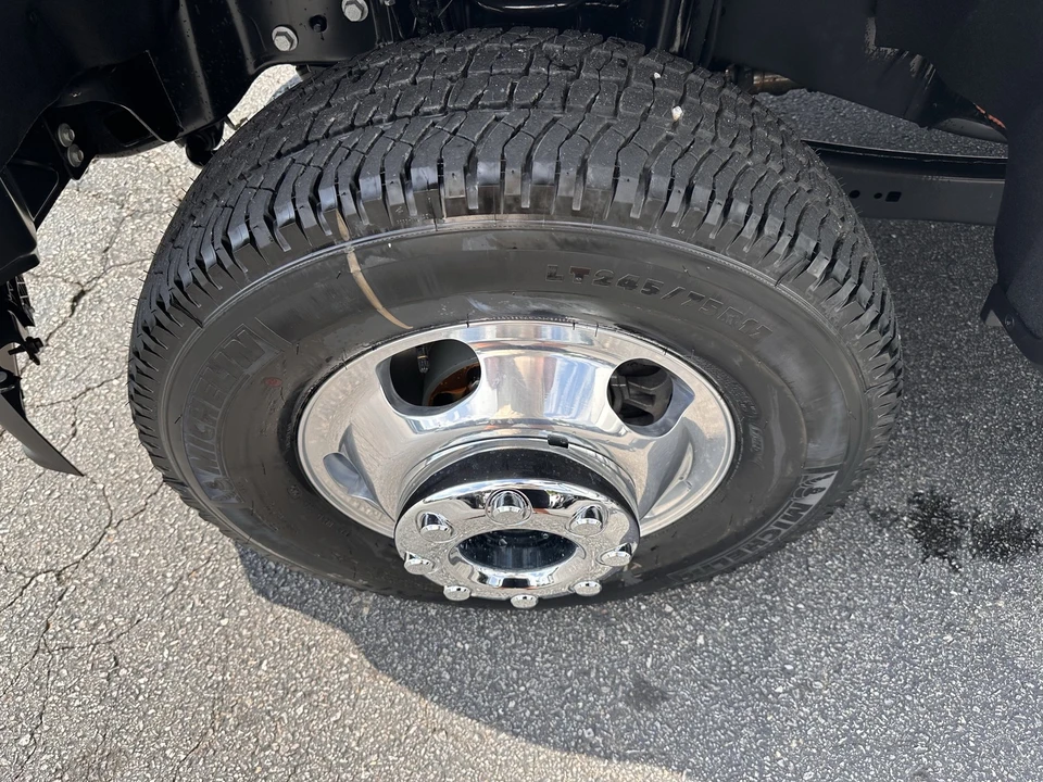 2026 Ford Super Duty 5th Gen - Image 25 of 27