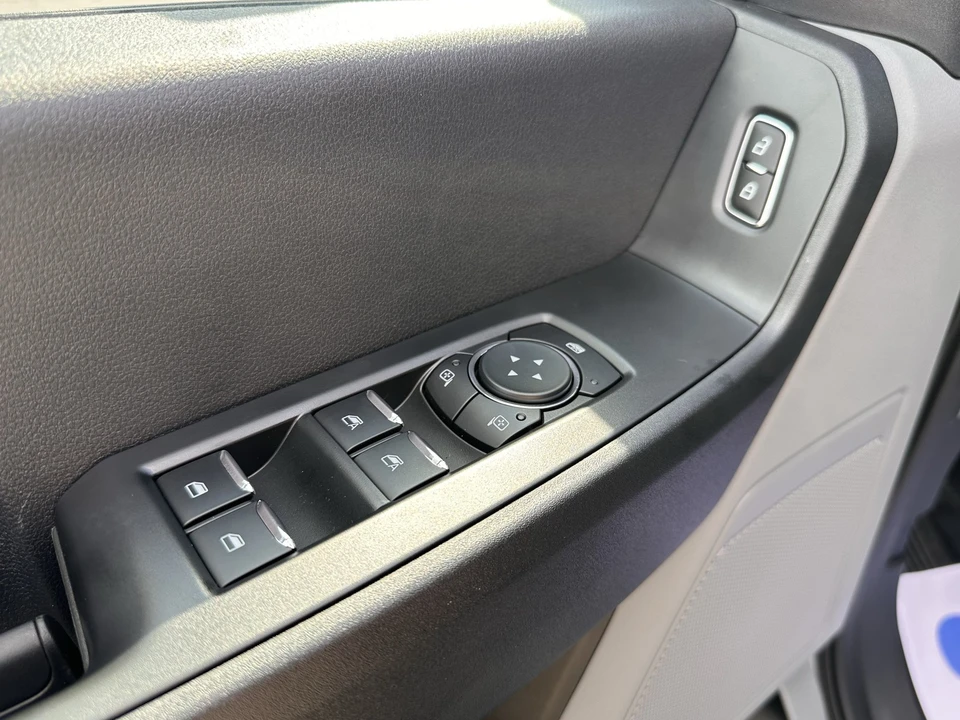 2026 Ford Super Duty 5th Gen - Image 16 of 27