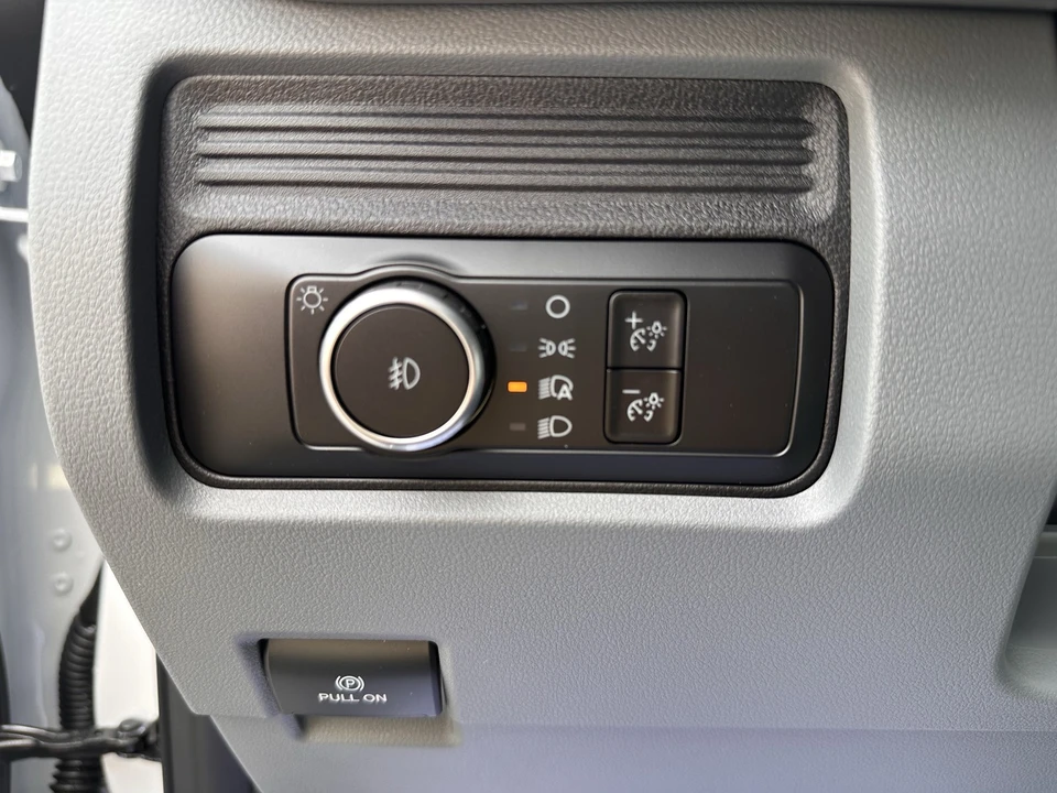 2026 Ford Super Duty 5th Gen - Image 17 of 27