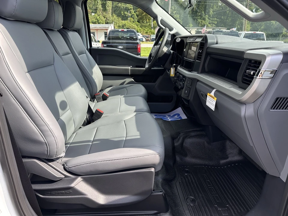 2026 Ford Super Duty 5th Gen - Image 13 of 27