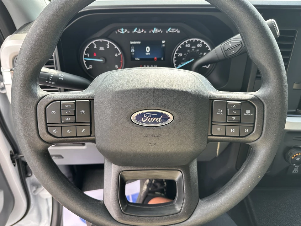 2026 Ford Super Duty 5th Gen - Image 19 of 27