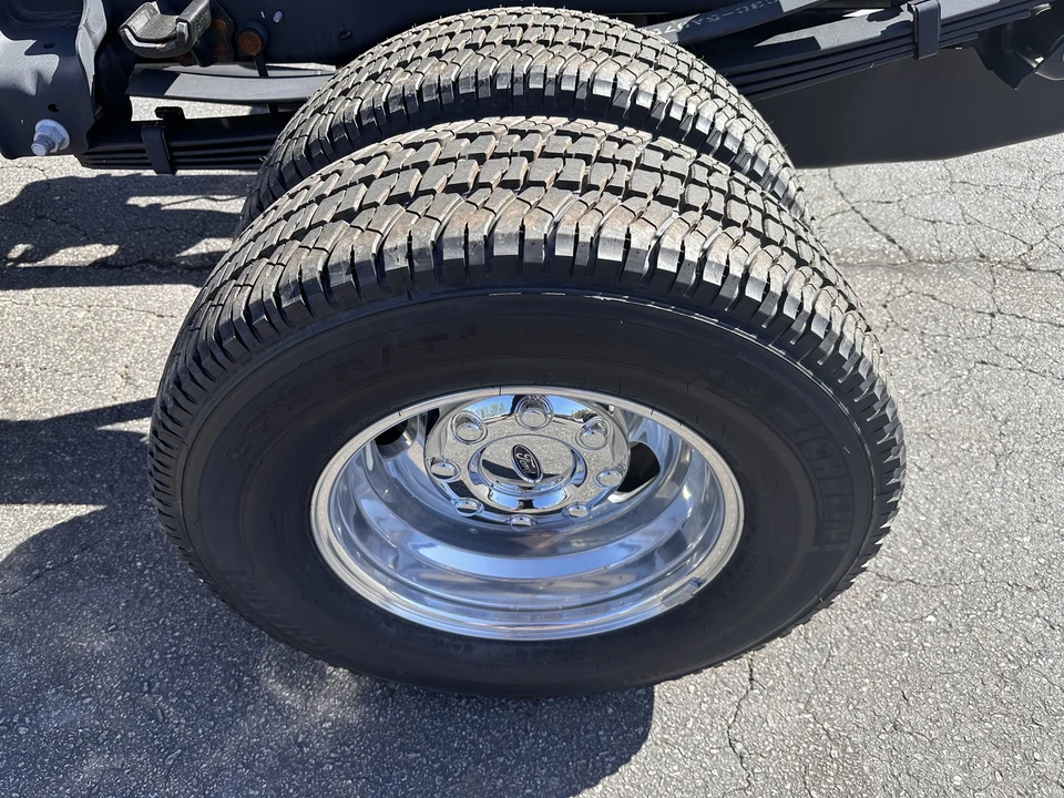 2026 Ford Super Duty 5th Gen - Image 27 of 28