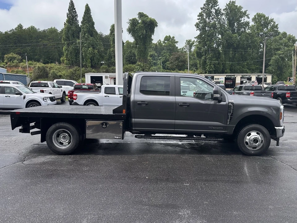 2026 Ford Super Duty 5th Gen - Image 5 of 27