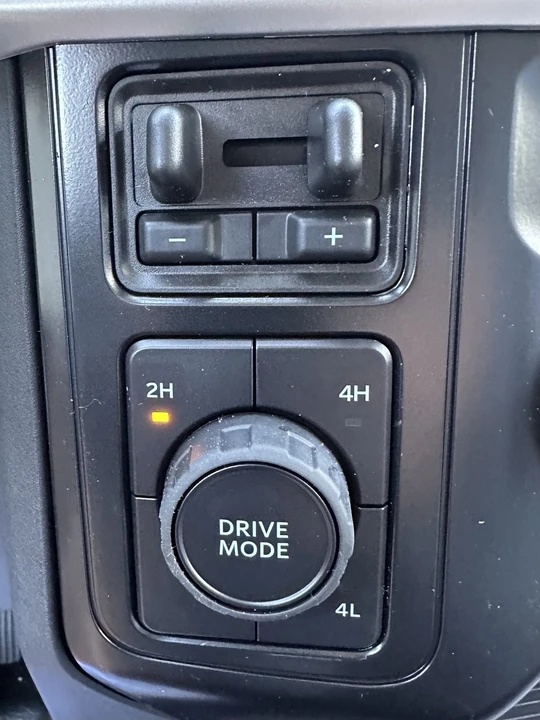 2026 Ford Super Duty 5th Gen - Image 19 of 28