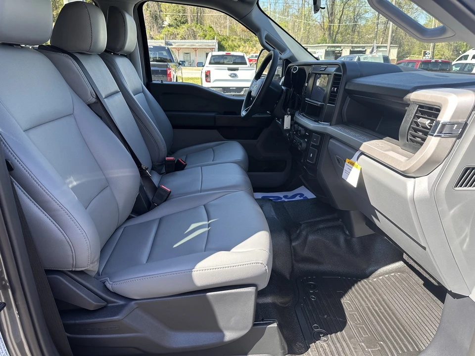 2026 Ford Super Duty 5th Gen - Image 12 of 27