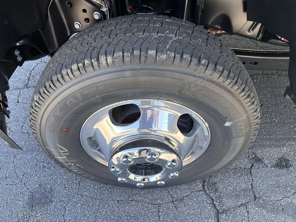 2026 Ford Super Duty 5th Gen - Image 25 of 27